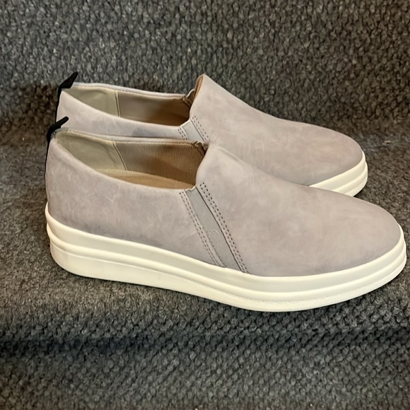 Naturalizer - Picture 2 of 4